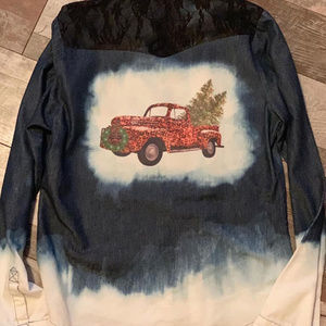 Bleached denim christmas tree truck leopard top